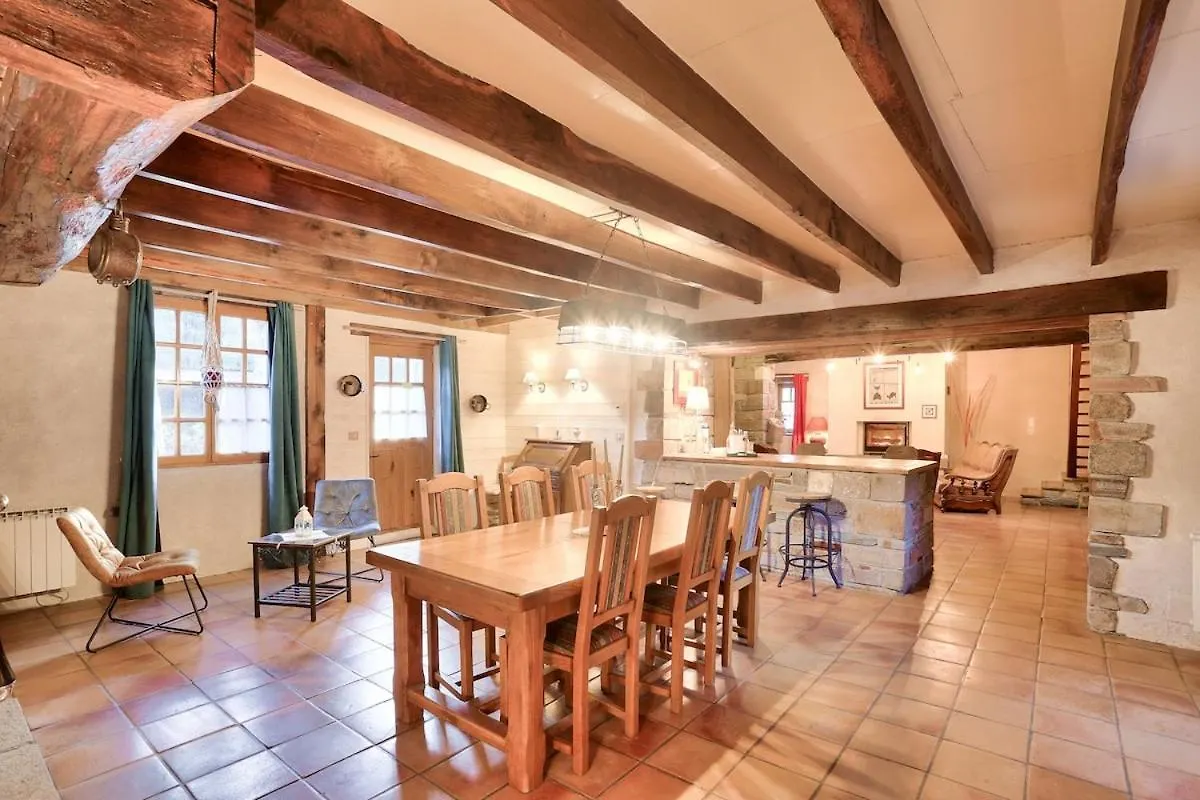 Nyaraló Authenticity & Relaxation Longere With Wooded Park Sainte-Marie
